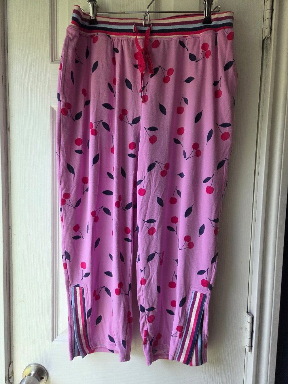 Cuddl Duds Sz M ClimateRight Capri Pink Cherries Pockets Pajama Lounge Pants
